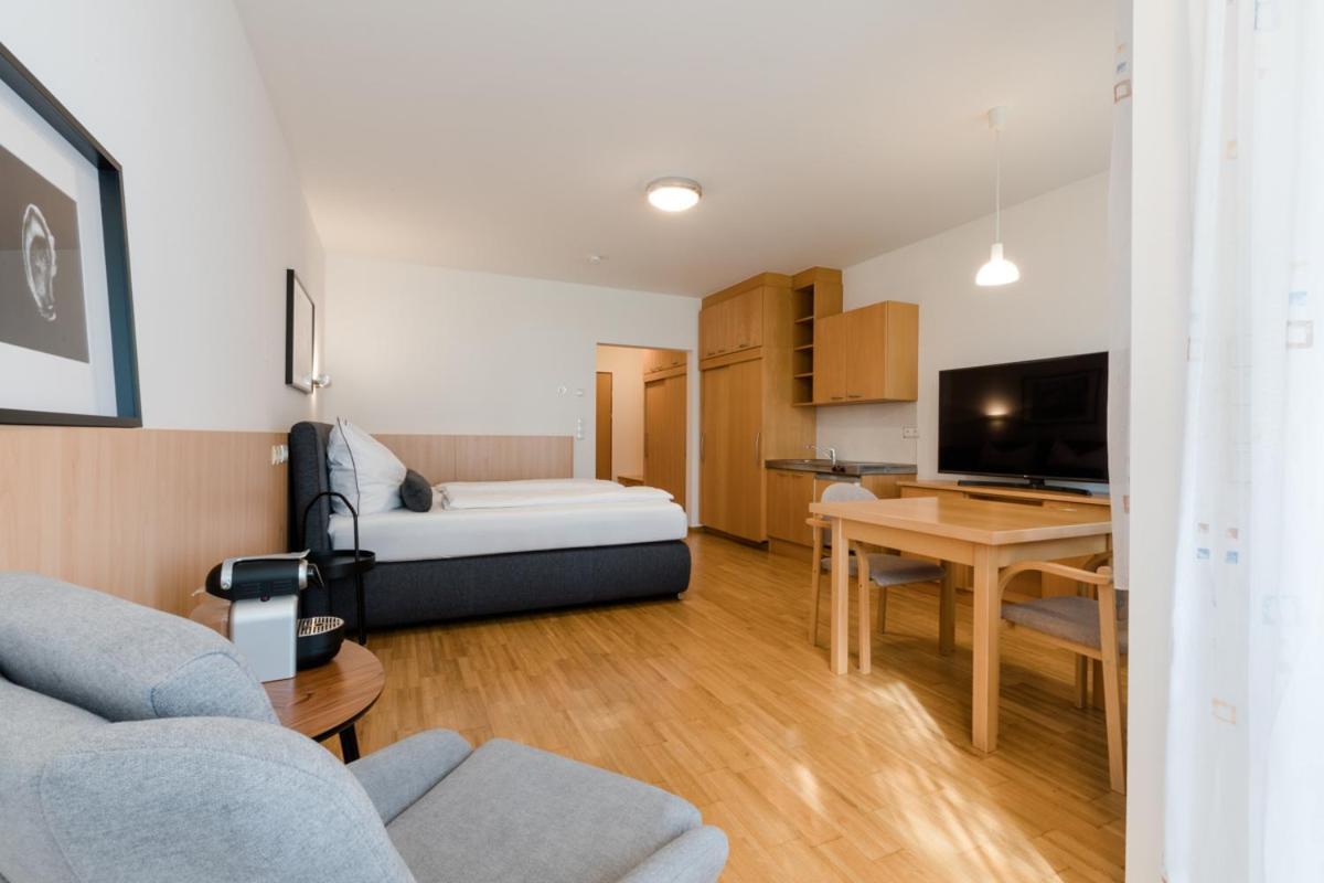 Studiowohnungen Am Rieger-Hof Hartmannsdorf Exteriör bild